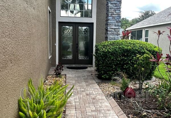 9524 GREENPOINTE DR