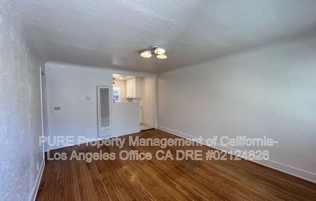 629 W 23 ST