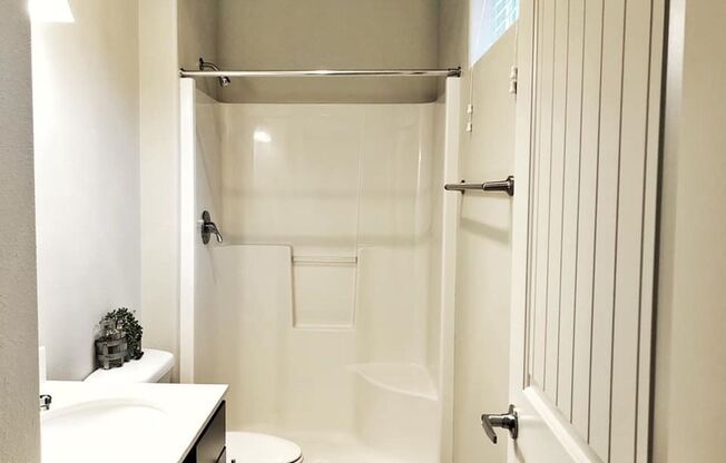 1 bed, 1 bath, 728 sqft, $1,475, Unit 137