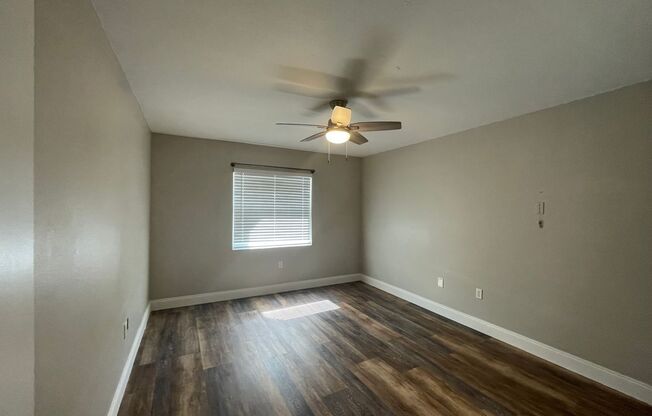 1 bed, 1 bath, 557 sqft, $1,299, Unit B10