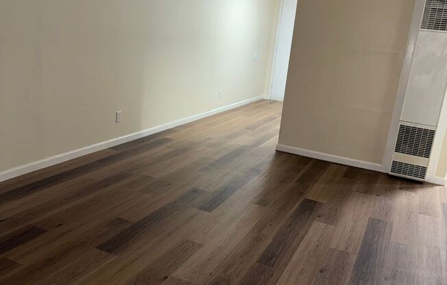 Charming Apartments with Courtyard and Private Parking