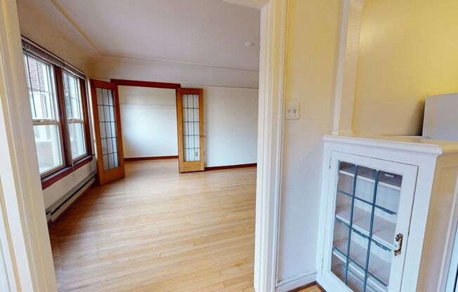 Studio, 1 bath, 500 sqft, $1,675, Unit 104