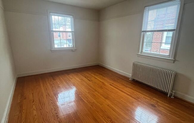 2 beds, 1 bath, 810 sqft, $1,895, Unit 418 #3