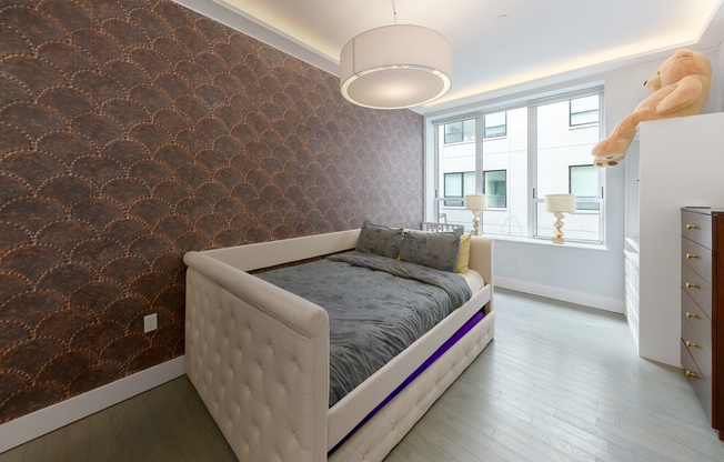 1 bed, 1 bath, 720 sqft, $4,900, Unit 305