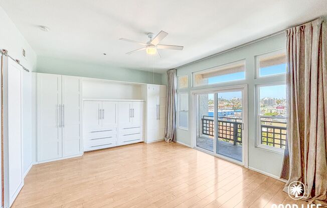 Beautiful Studio in North Park with Walk-In Closet, Private Balcony & In-Unit Laundry