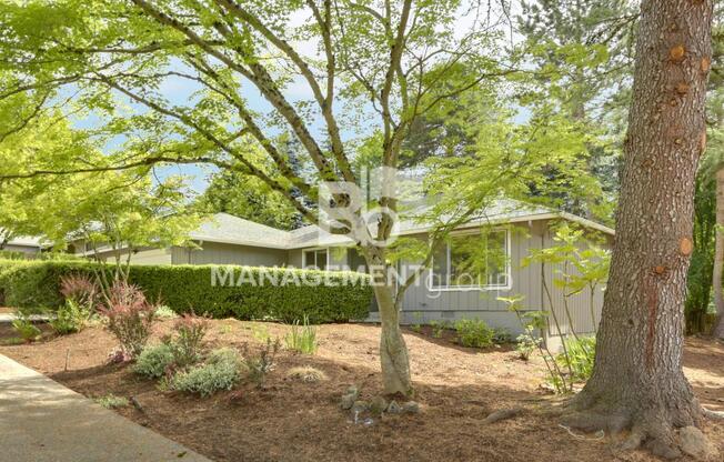 Updated NW Portland Home Close to Nike, Intel & High Tech!