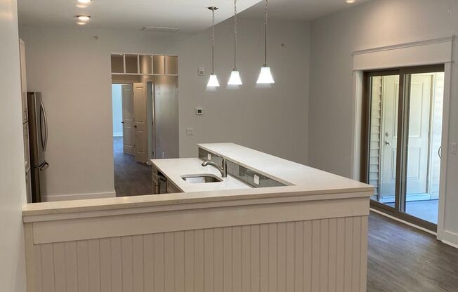 2 beds, 2 baths, 1,450 sqft, $3,100, Unit 0919