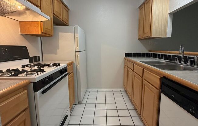 1 bed, 1 bath, 750 sqft, $1,135, Unit ABB-2-303
