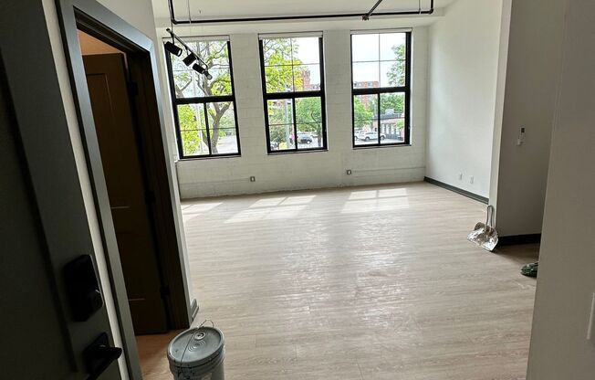Studio, 1 bath, 500 sqft, $1,625, Unit 2219-120