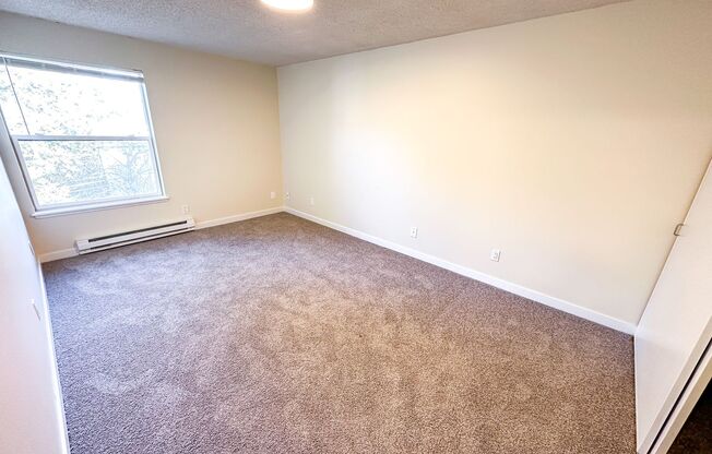 2 beds, 1 bath, 800 sqft, $2,095, Unit 306