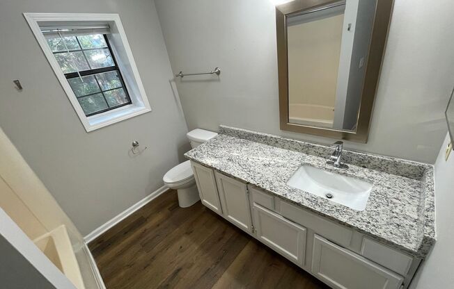 1 bed, 1 bath, 650 sqft, $1,295, Unit #7
