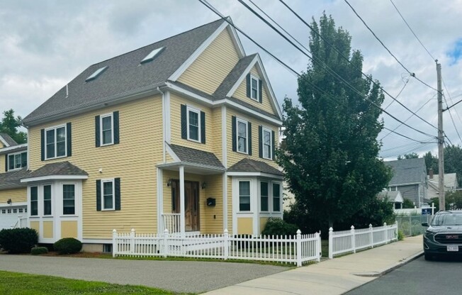108 LEICESTER ST