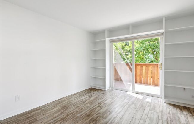 Updated & Bright 2BR Condo in Prime Boulder Location