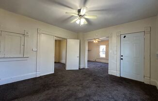 3 beds, 1 bath, $950