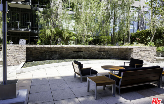 1 bed, 2 baths, 1,200 sqft, $3,495, Unit 716