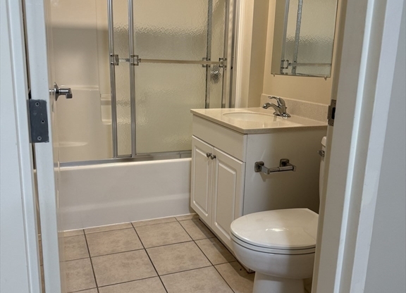 2 beds, 2 baths, 928 sqft, $2,895, Unit 103