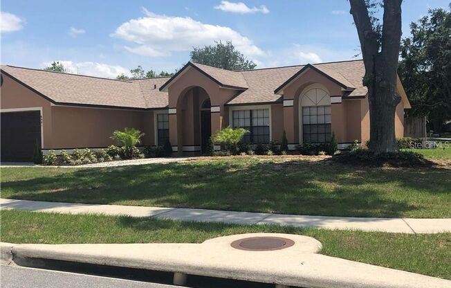 3 bed 2 bath home AVAILABLE NOW
