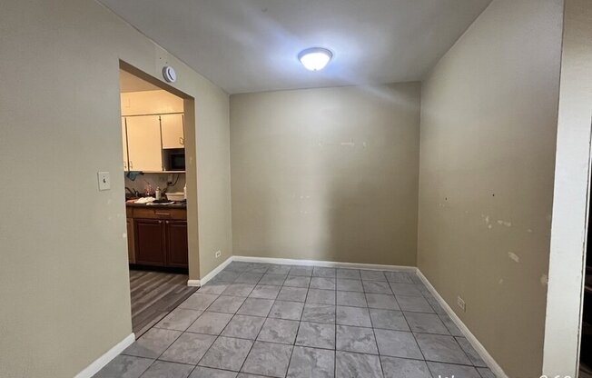 1610 N 1 AVE