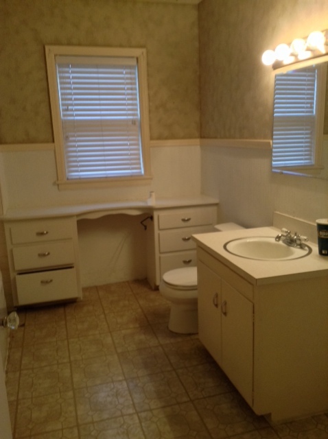 3 beds, 1.5 baths, $1,495