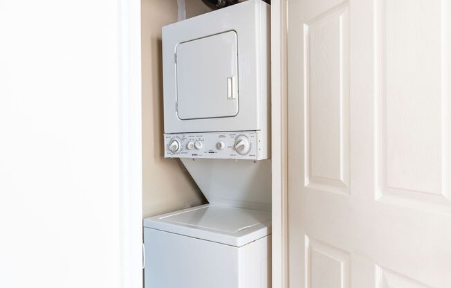 Stunning Newly Updated, Modern Studio Available Now!