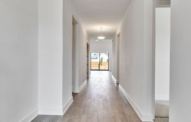 Located in Desireable Leander