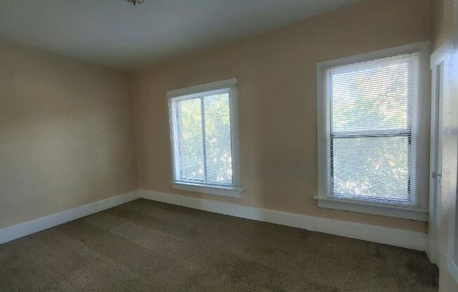 1 bed, 1 bath, 500 sqft, $1,045, Unit 346 A