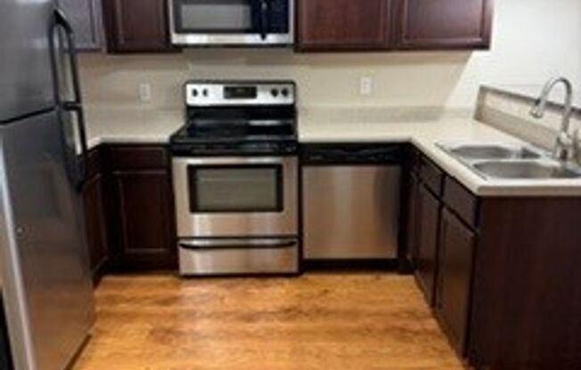 Studio, 1 bath, 524 sqft, $1,165, Unit 5001-313