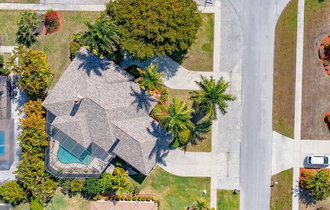 Beautiful Home in Desirable Marco Island