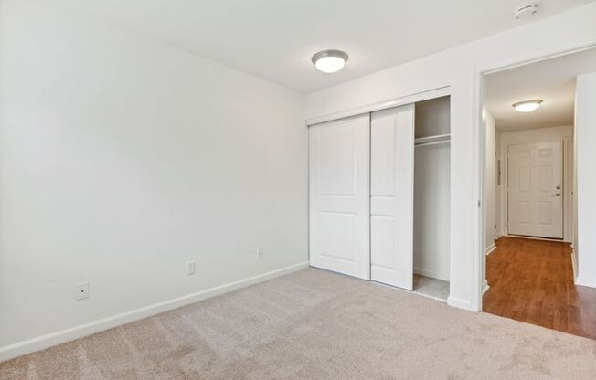 1 bed, 1 bath, 648 sqft, $1,675, Unit 1-303