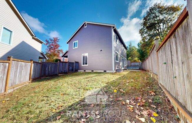 New Paint & Carpet! Beautiful Neighborhood, Easy JBLM commute!