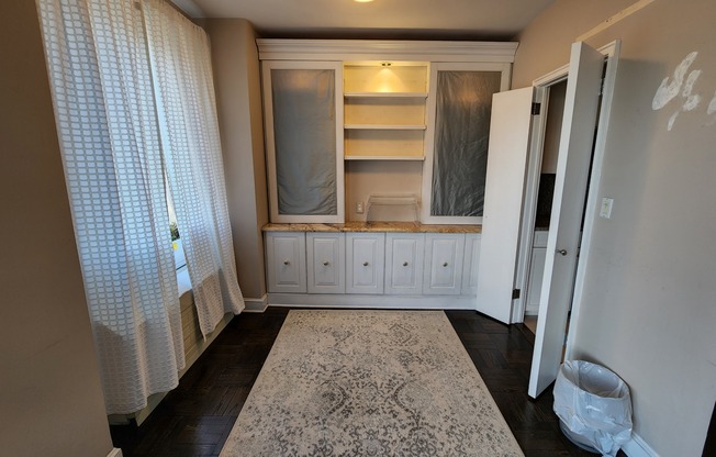 1 bed, 1 bath, 986 sqft, $9,500, Unit 16C