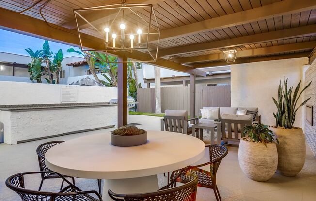 1 bed, 1 bath, 754 sqft, $2,334, Unit 115