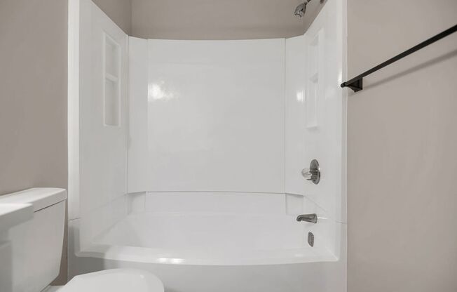 2 beds, 2 baths, 1,035 sqft, $1,225, Unit 403-H