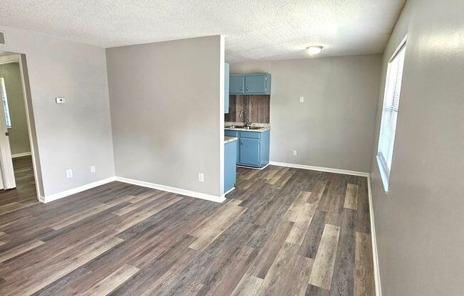 4506 4510 HUTTON RD