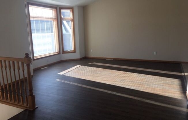 1615 51 ST S