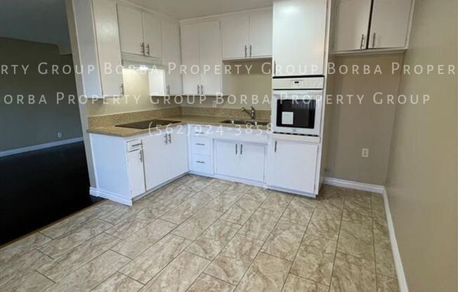 2 beds, 1 bath, 935 sqft, $1,995, Unit 8