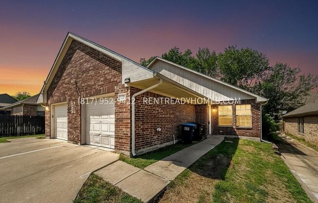 3130 Cherry Ln - Pet Friendly Home for Rent in Fort Worth TX with Fenced Backyard and Two Garages