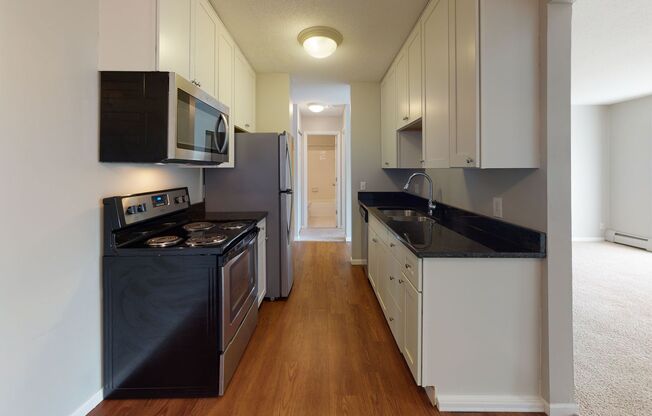 1 bed, 1 bath, 700 sqft, $1,275, Unit 3937305