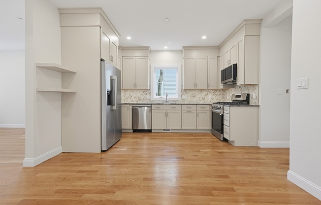53 EDDY ST