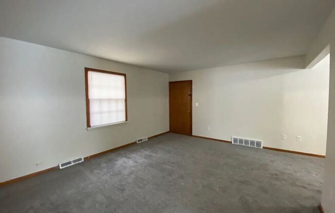 Beautiful Renovated 2 Bedroom