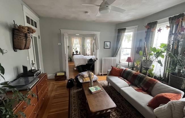 1296 MASSACHUSETTS AVE