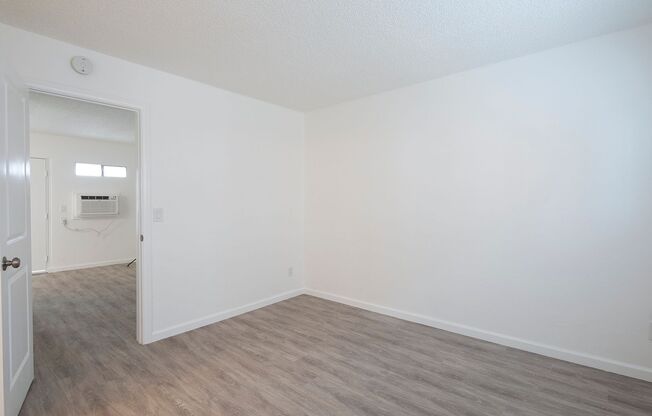 1 bed, 1 bath, $1,995, Unit 64