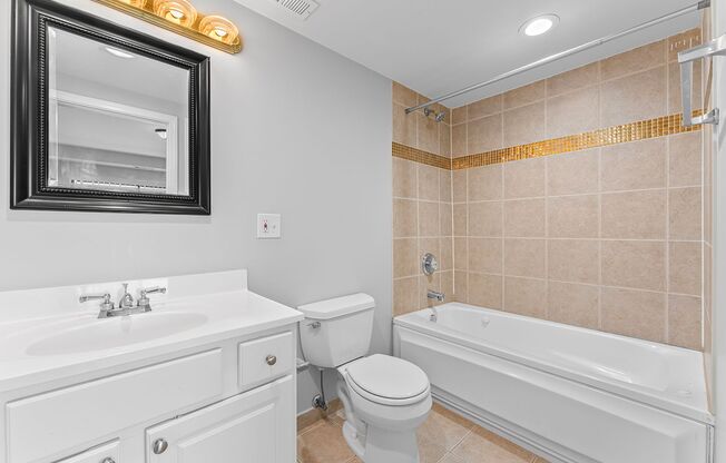 2 beds, 2 baths, 900 sqft, $2,650, Unit 509