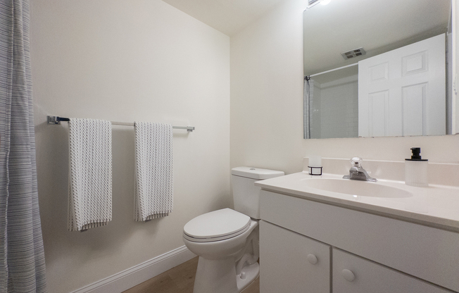 College Arms Apartments
