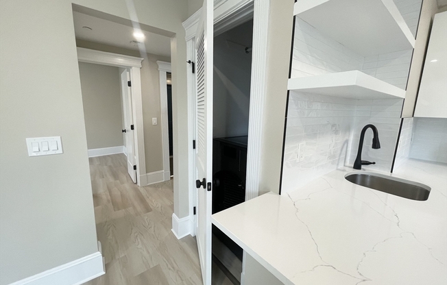 1 bed, 1 bath, 550 sqft, $3,750, Unit 37