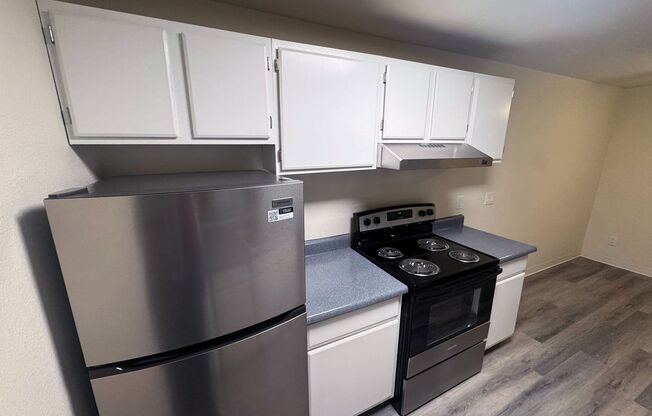 2 beds, 2 baths, 984 sqft, $2,150, Unit B103