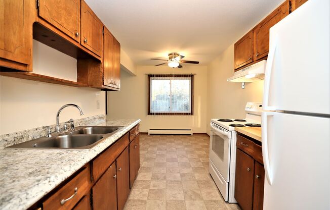 Akins/Miska Apartments - 7701