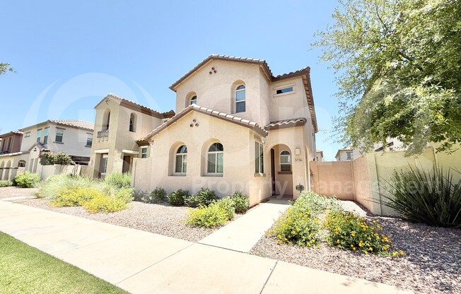 3726 E DOGWOOD DR