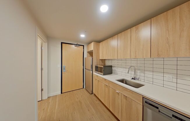 1 bed, 1 bath, 419 sqft, $1,590, Unit 106