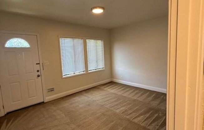 5925-5933 San Diego St.